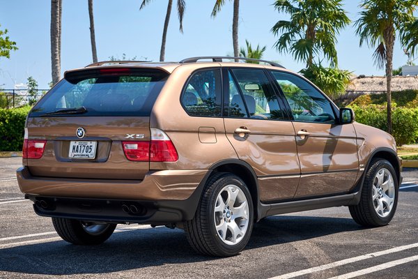 2000 BMW X5