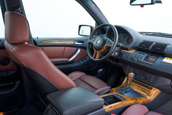 2000 BMW X5 Interior