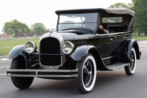 1924 Chrysler B-70 4d Phaeton
