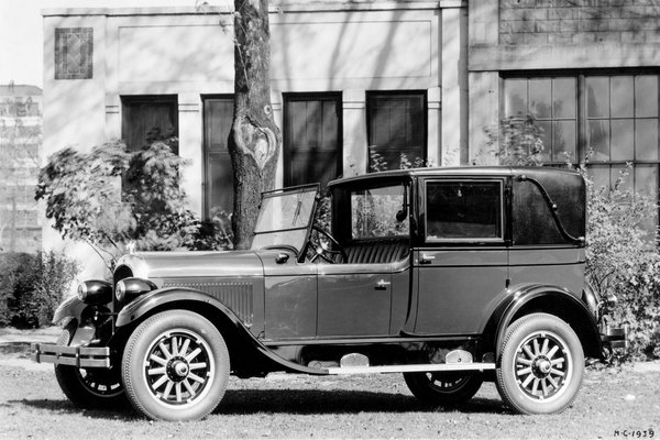 1924 Chrysler B-70 town car