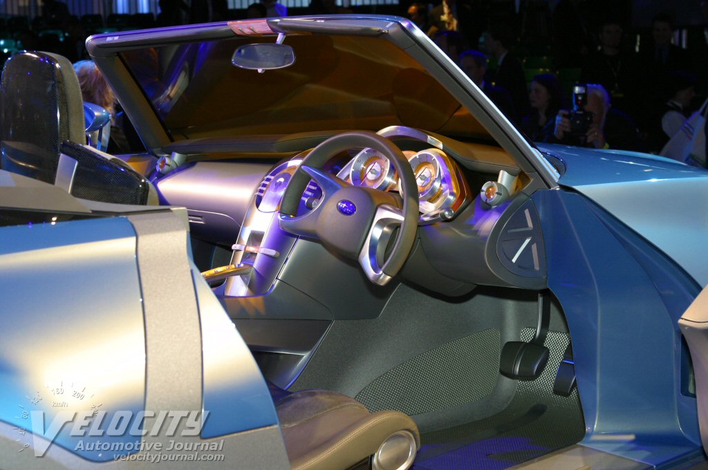 2004 Subaru B9SC Interior