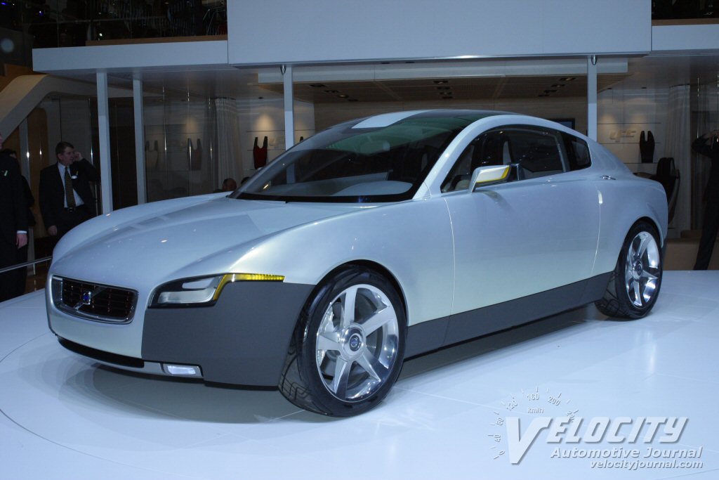 2004 Volvo YCC