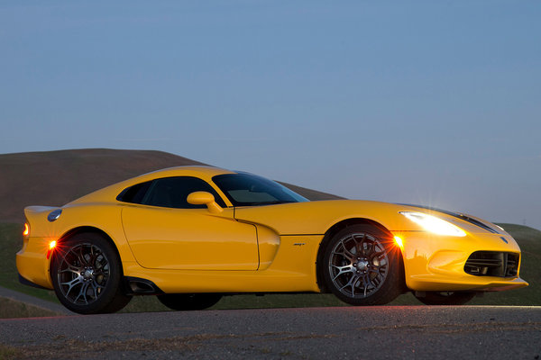 2013 SRT Viper