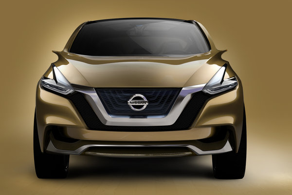 2013 Nissan Resonance