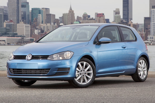 2015 Volkswagen Golf 3d