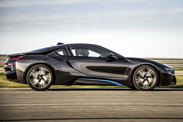 2014 BMW i8