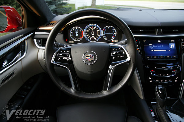 2013 Cadillac XTS 4 Platinum Instrumentation