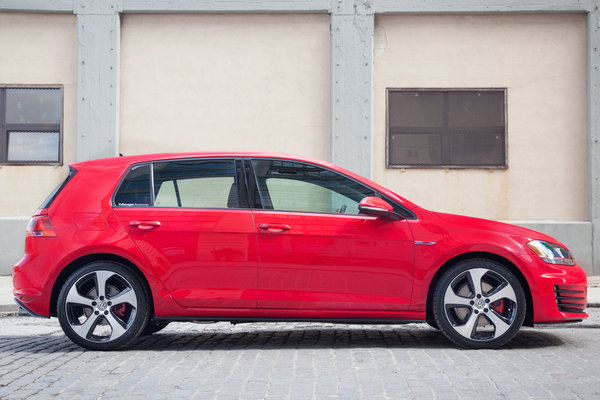 2015 Volkswagen GTI 5d
