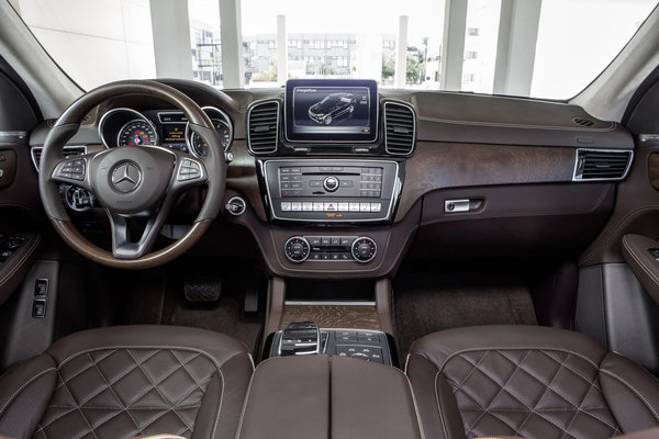 2016 Mercedes-Benz GLE-Class Interior