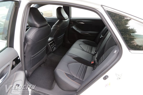 2019 Toyota Avalon Touring Interior