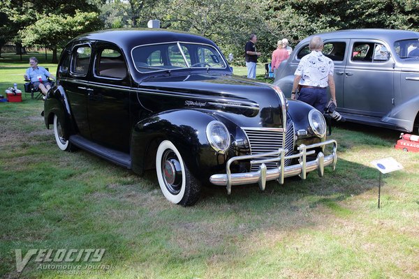 1939 Mercury 99A 4d sedan