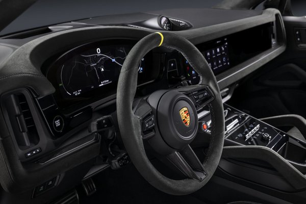 2024 Porsche Cayenne Turbo GT Coupe Instrumentation