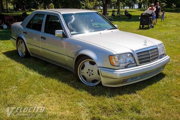 1994 Mercedes-Benz 500 E 4d sedan