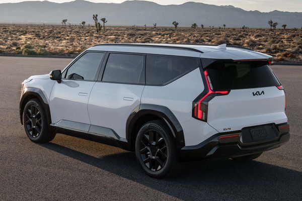2026 Kia EV9 Nightfall edition