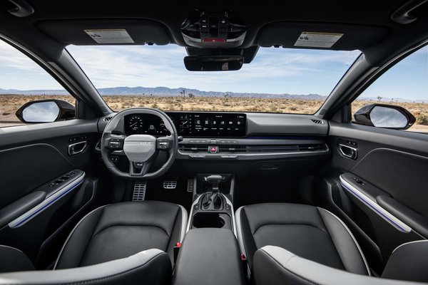 2026 Kia K4 Hatchback Interior