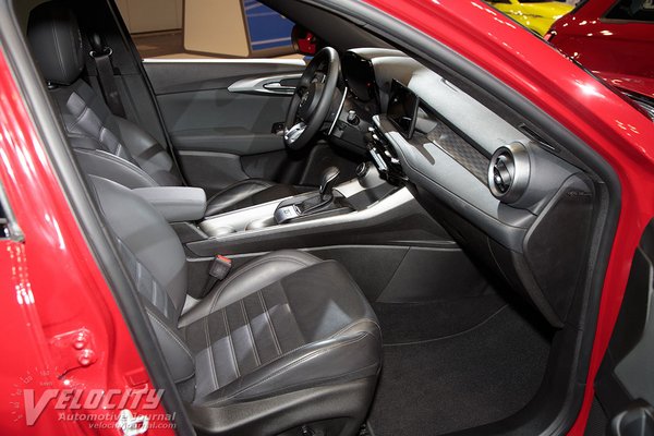 2025 Alfa Romeo Tonale Interior