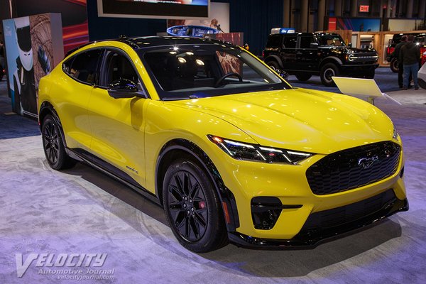 2025 Ford Mustang Mach-E