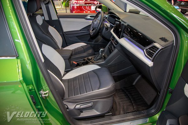 2025 Volkswagen Taos Interior