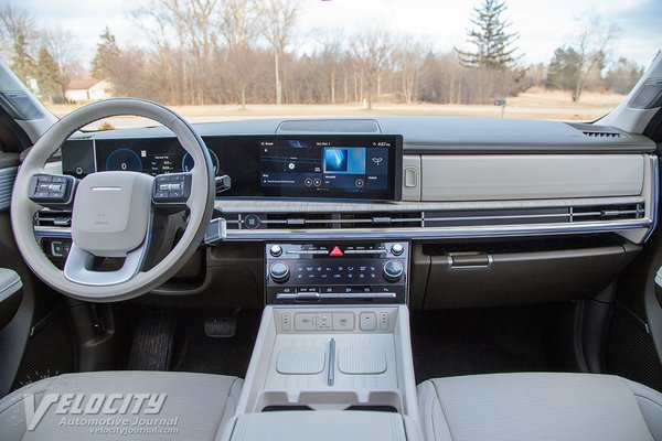 2025 Hyundai Santa Fe Interior