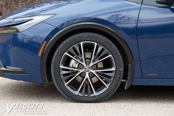 2024 Toyota Prius Limited AWD Wheel