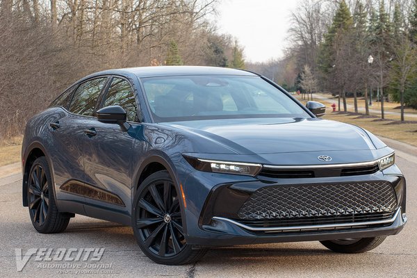 2025 Toyota Crown Nightshade