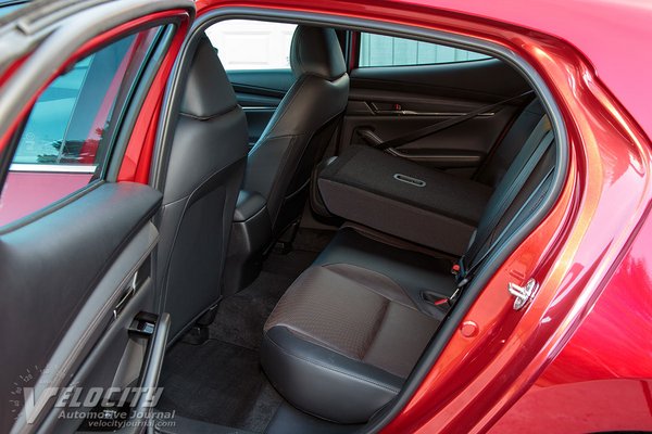 2025 Mazda Mazda3 Premium Hatchback Interior