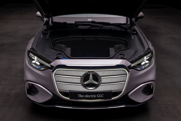 2027 Mercedes-Benz GLC-Class Electric