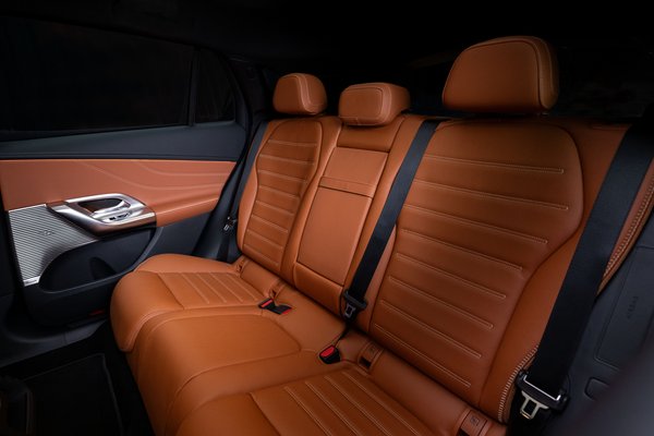2027 Mercedes-Benz GLC-Class Electric Interior