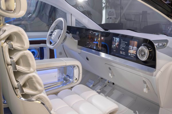 2025 Mercedes-Benz Vision V Interior
