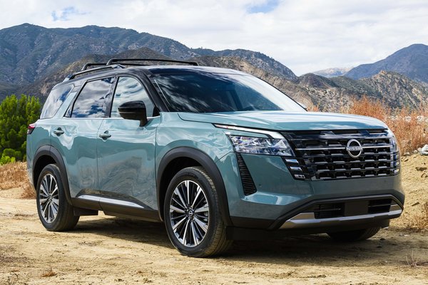 2026 Nissan Pathfinder Platinum