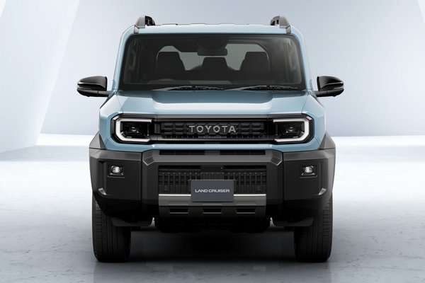 2025 Toyota Land Cruiser FJ