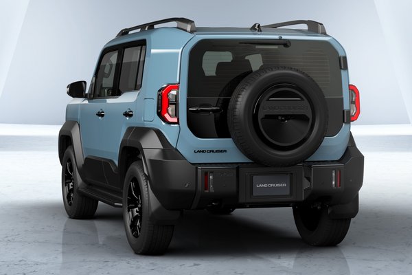 2025 Toyota Land Cruiser FJ