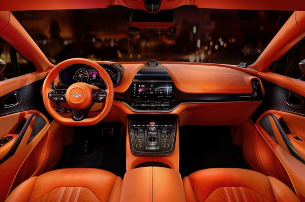 2025 Aston Martin DBX 707 Interior