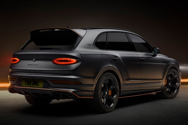2025 Bentley Bentayga Black Edition