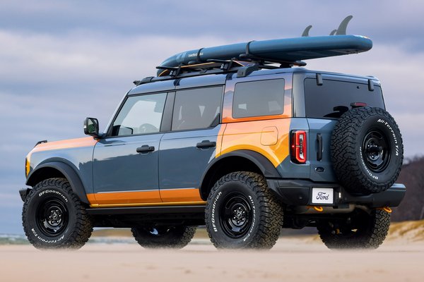2025 Ford Bronco Silver Lake Project Vehicle