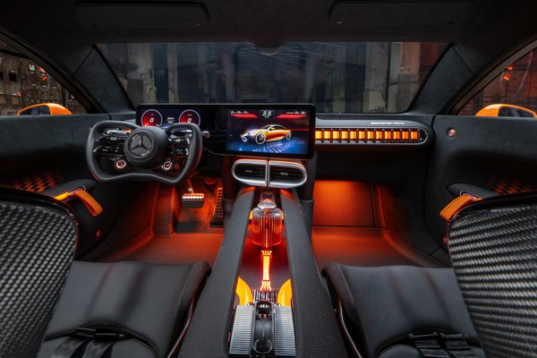 2025 Mercedes-Benz Concept AMG GT XX Interior