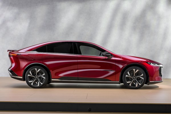 2026 Mazda 6e