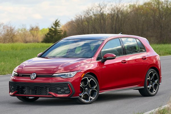 2025 Volkswagen Golf GTI Autobahn