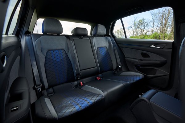 2025 Volkswagen Golf R Black Edition Interior