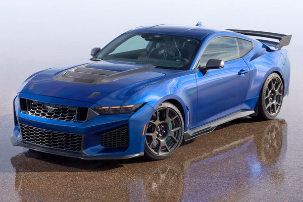 2026 Ford Mustang Dark Horse SC