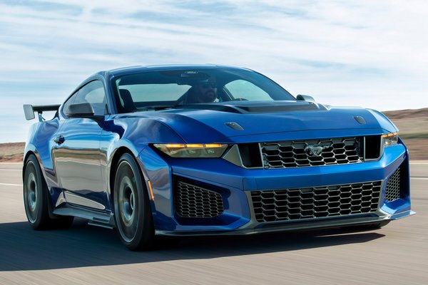 2026 Ford Mustang Dark Horse SC