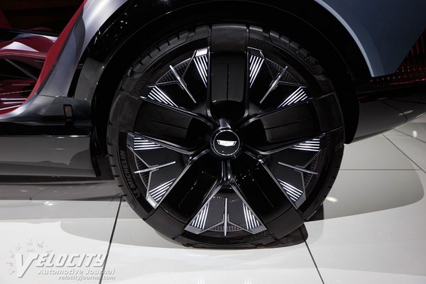 2025 Cadillac Elevated Velocity Wheel