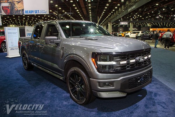 2025 Ford F-150 Lobo Crew Cab
