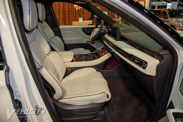 2026 Lincoln Aviator Interior