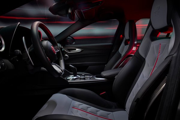 2026 Alfa Romeo Giulia Quadrifoglio Luna Rossa Interior