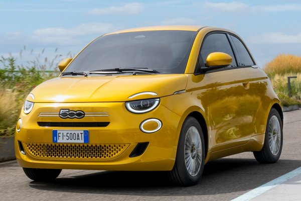 2026 Fiat 500 Hybrid