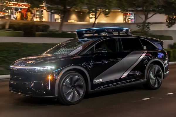 2026 Lucid Robotaxi Prototype