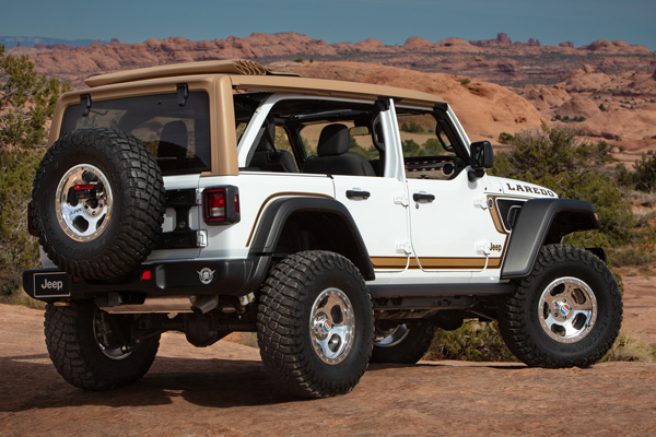 2026 Jeep Wrangler Laredo  