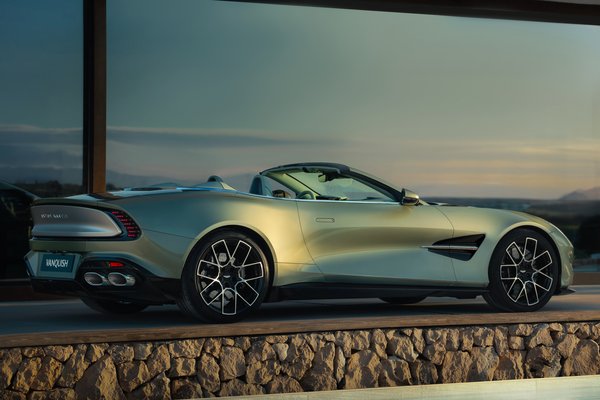 2026 Aston Martin Vanquish Volante