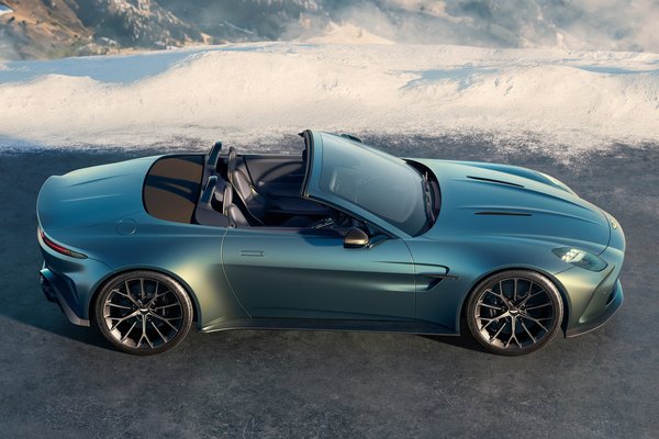 2026 Aston Martin Vantage Roadster
